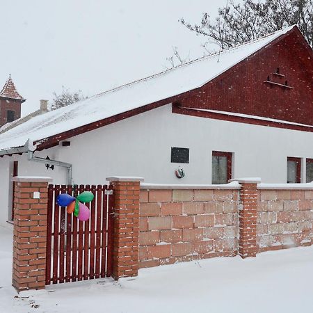 Fatornyos Tanyasi Vendeghaz Hotel Bekescsaba Exterior photo